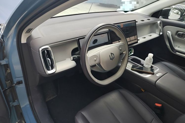 Used Leapmotor B01 2025 550 LiDAR Edition Center Console
