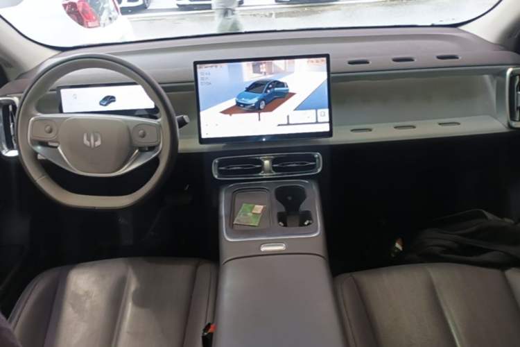 Used Leapmotor B01 2025 550 LiDAR Edition Center Console