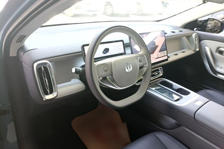 Used Leapmotor B01 2025 550 LiDAR Edition Center Console