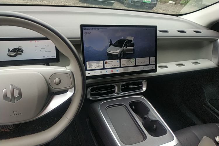 Used Leapmotor B01 2025 550 LiDAR Edition Center Console