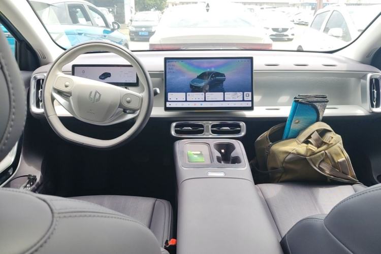 Used Leapmotor B01 2025 550 LiDAR Edition Center Console