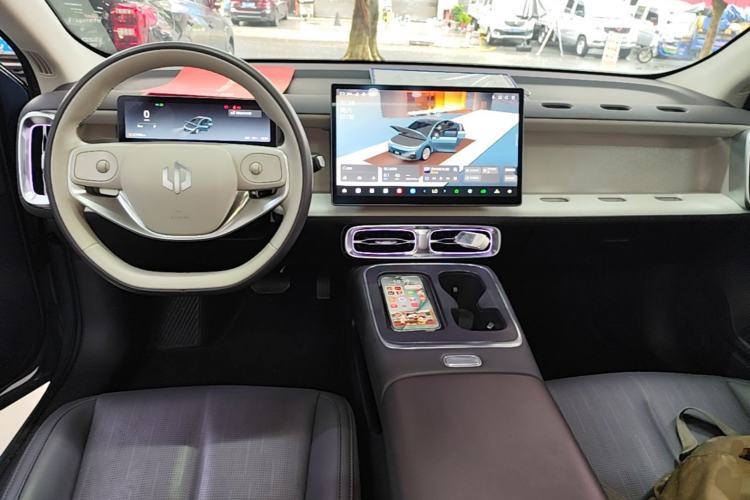 Used Leapmotor B01 2025 550 LiDAR Edition Center Console