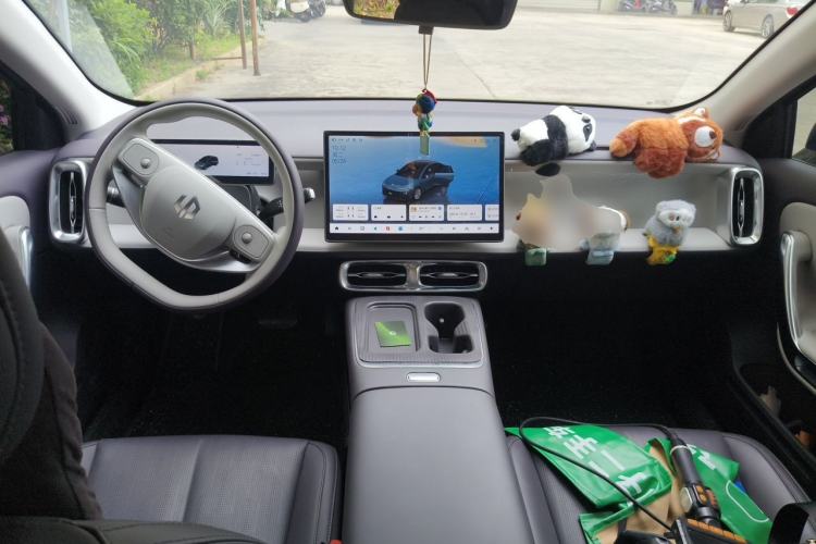Used Leapmotor B01 2025 650 LiDAR Edition Center Console