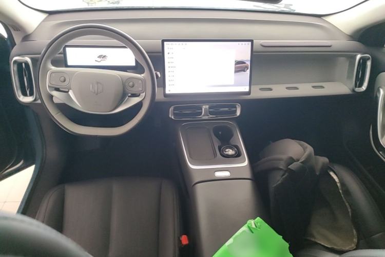 Used Leapmotor B01 2025 550 LiDAR Edition Center Console