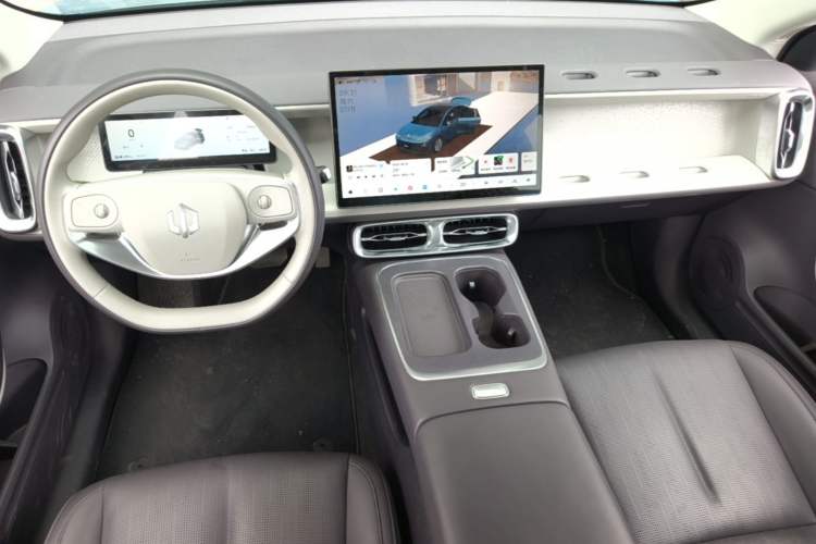 Used Leapmotor B01 2025 550 LiDAR Edition Center Console