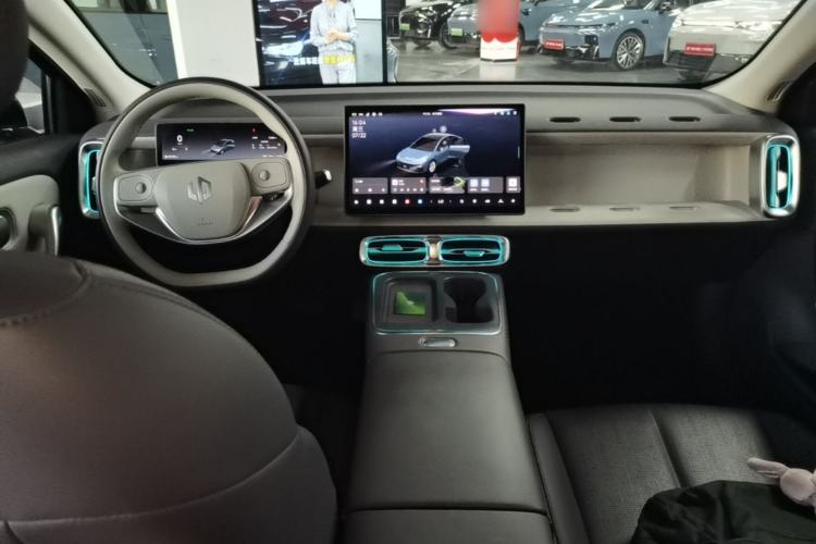 Used Leapmotor B01 2025 550 LiDAR Edition Center Console