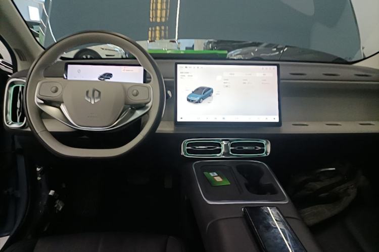 Used Leapmotor B01 2025 550 LiDAR Edition Center Console
