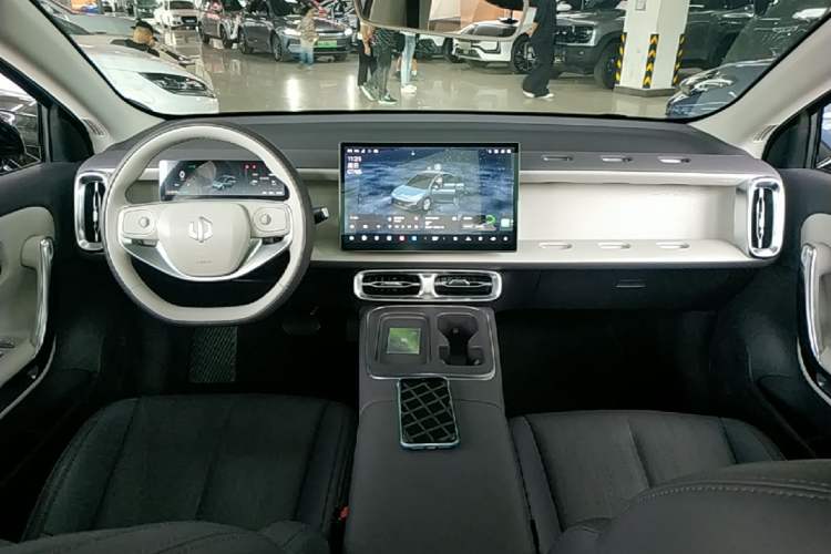 Used Leapmotor B01 2025 550 LiDAR Edition Center Console