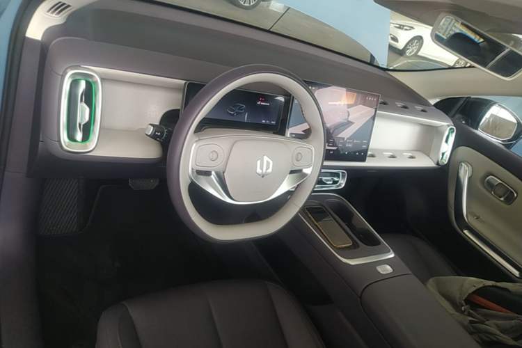 Used Leapmotor B01 2025 550 LiDAR Edition Center Console