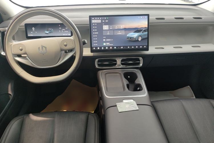 Used Leapmotor B01 2025 550 LiDAR Edition Center Console