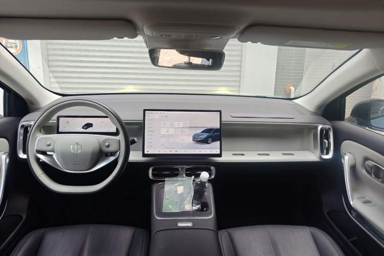 Used Leapmotor B01 2025 550 LiDAR Edition Center Console