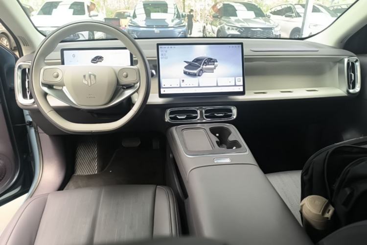 Used Leapmotor B01 2025 550 LiDAR Edition Center Console