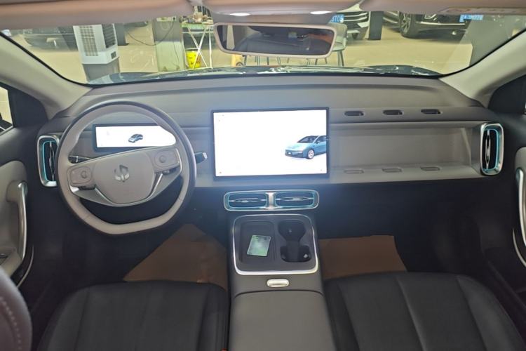 Used Leapmotor B01 2025 550 LiDAR Edition Center Console