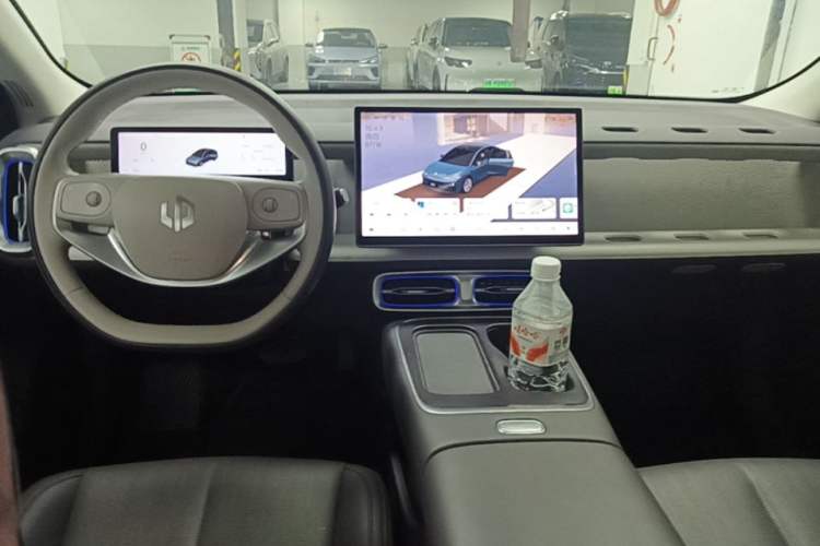 Used Leapmotor B01 2025 550 LiDAR Edition Center Console
