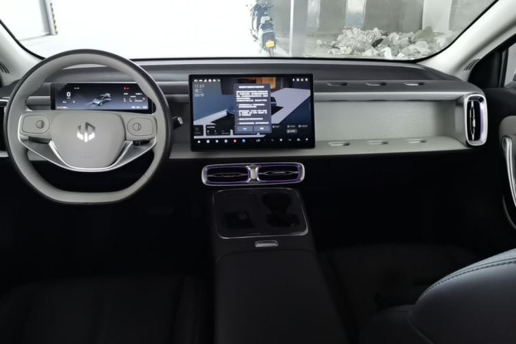 Used Leapmotor B01 2025 550 LiDAR Edition Center Console