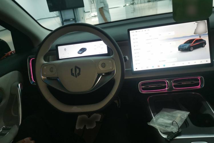 Used Leapmotor B01 2025 550 LiDAR Edition Center Console