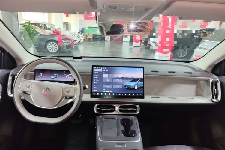 Used Leapmotor B01 2025 550 LiDAR Edition Center Console