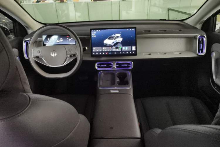 Used Leapmotor B01 2025 550 LiDAR Edition Center Console