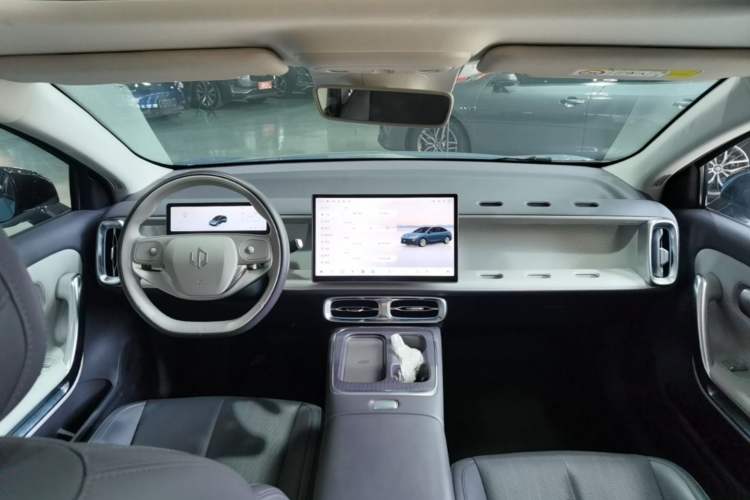 Used Leapmotor B01 2025 550 LiDAR Edition Center Console