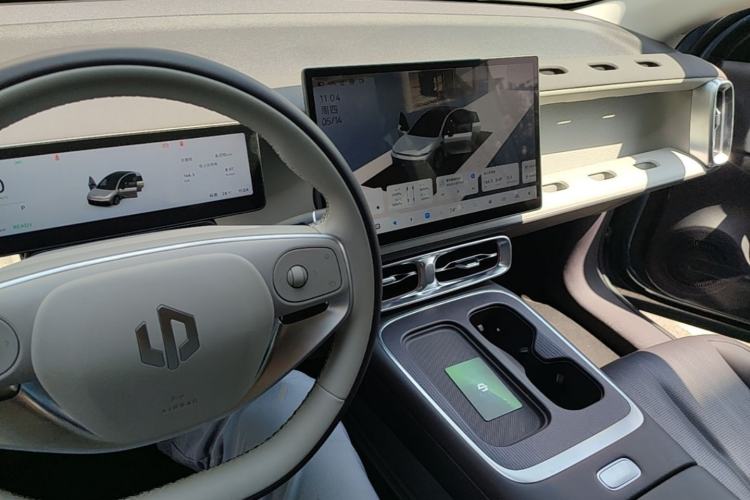 Used Leapmotor B01 2025 550 LiDAR Edition Center Console