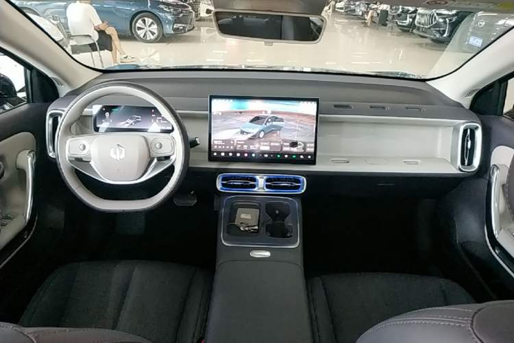 Used Leapmotor B01 2025 550 LiDAR Edition Center Console