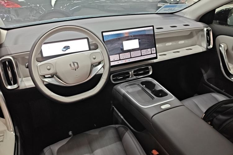 Used Leapmotor B01 2025 550 LiDAR Edition Center Console