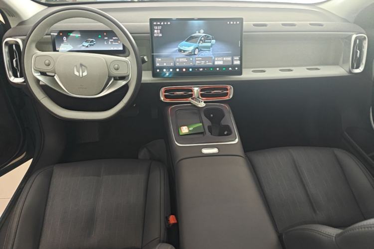 Used Leapmotor B01 2025 550 LiDAR Edition Center Console