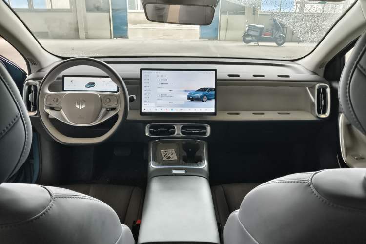 Used Leapmotor B01 2025 550 LiDAR Edition Center Console