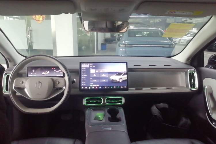 Used Leapmotor B01 2025 550 LiDAR Edition Center Console