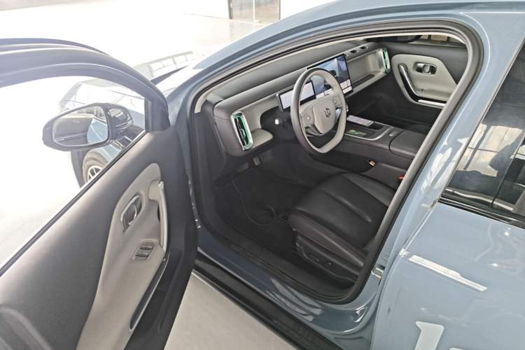 Used Leapmotor B01 2025 550 LiDAR Edition Driver Seat