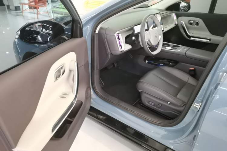 Used Leapmotor B01 2025 550 LiDAR Edition Driver Seat