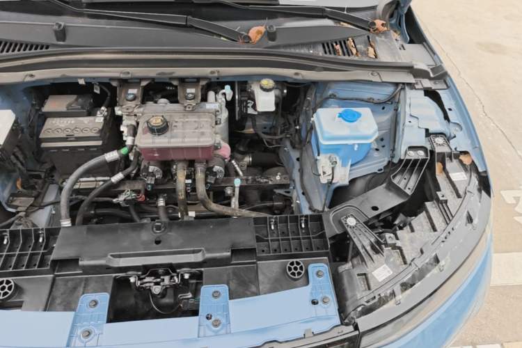 Used Leapmotor B01 2025 550 LiDAR Edition Engine Bay Left
