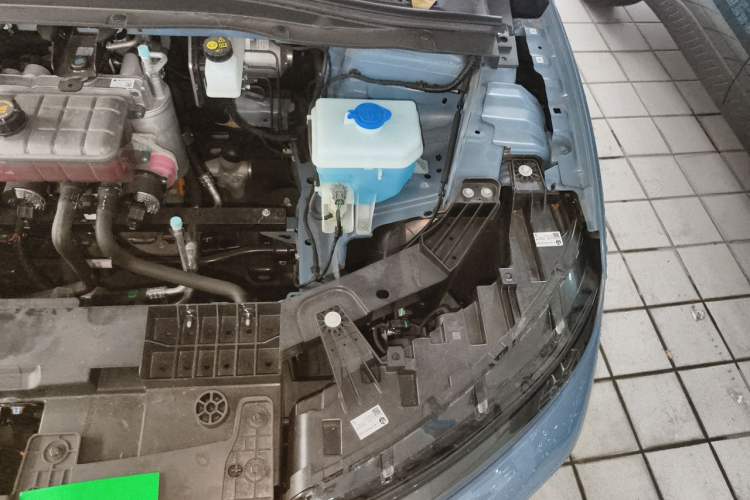 Used Leapmotor B01 2025 550 LiDAR Edition Engine Bay Left