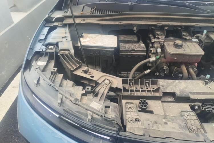 Used Leapmotor B01 2025 550 LiDAR Edition Engine Bay Right