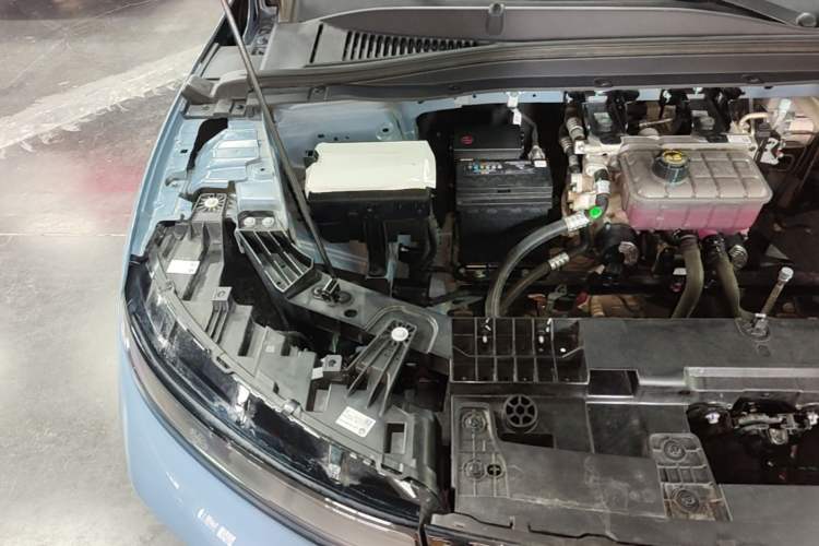Used Leapmotor B01 2025 550 LiDAR Edition Engine Bay Right