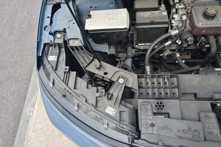 Used Leapmotor B01 2025 550 LiDAR Edition Engine Bay Right
