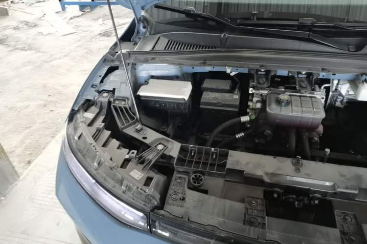 Used Leapmotor B01 2025 550 LiDAR Edition Engine Bay Right
