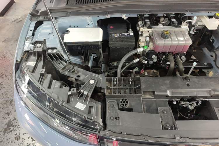 Used Leapmotor B01 2025 550 LiDAR Edition Engine Bay Right