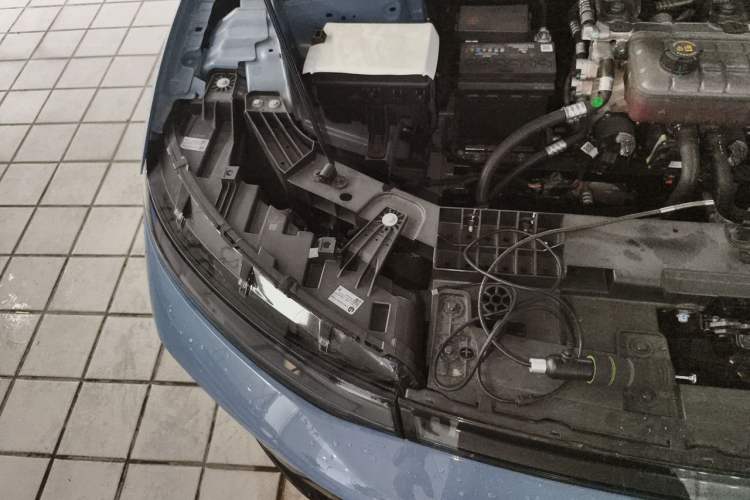 Used Leapmotor B01 2025 550 LiDAR Edition Engine Bay Right