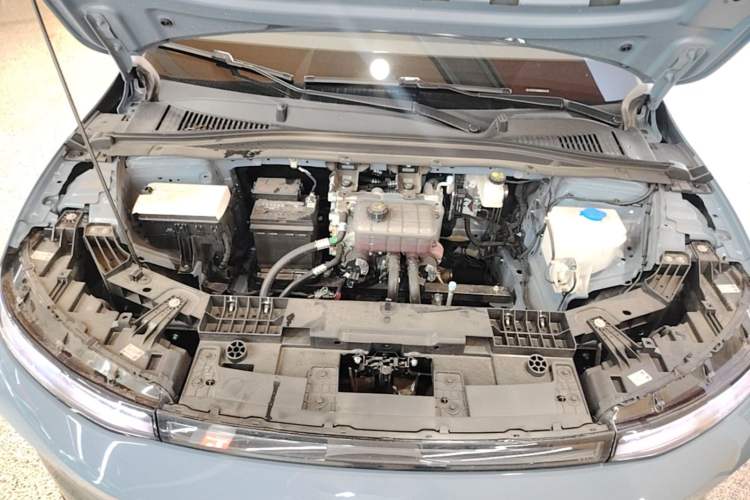 Used Leapmotor B01 2025 550 LiDAR Edition Engine Bay