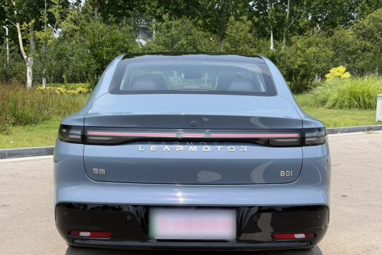Used Leapmotor B01 2025 550 LiDAR Edition Exterior 1