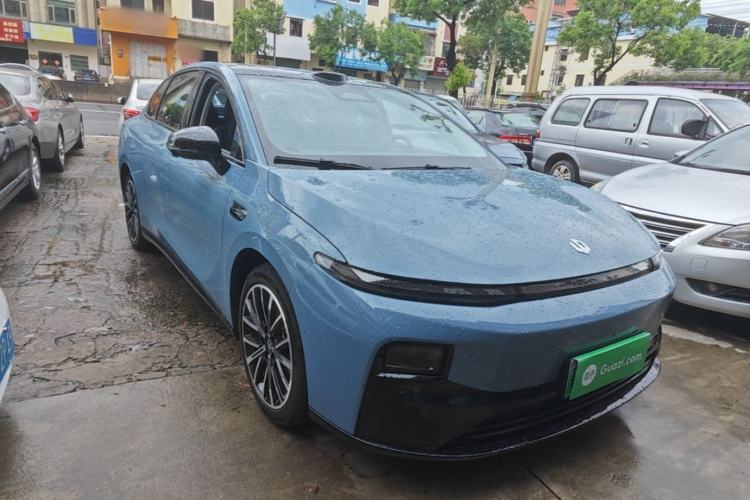 Used Leapmotor B01 2025 550 LiDAR Edition Front Right 45 Deg