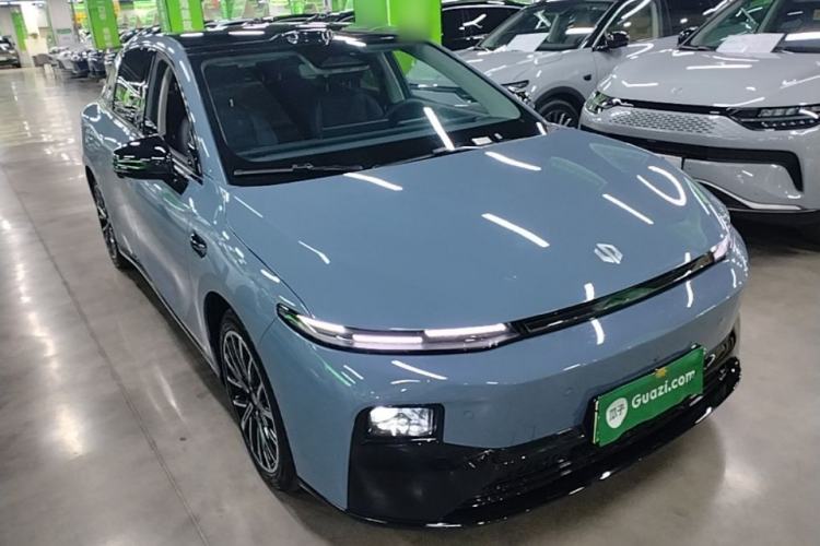 Used Leapmotor B01 2025 550 LiDAR Edition Front Right 45 Deg