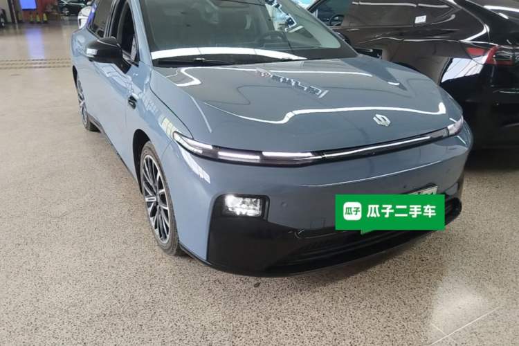 Used Leapmotor B01 2025 550 LiDAR Edition Front Right 45 Deg