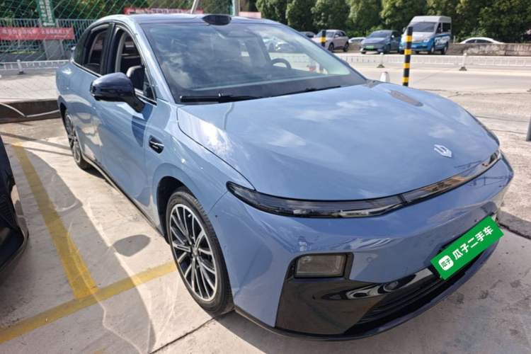 Used Leapmotor B01 2025 550 LiDAR Edition Front Right 45 Deg