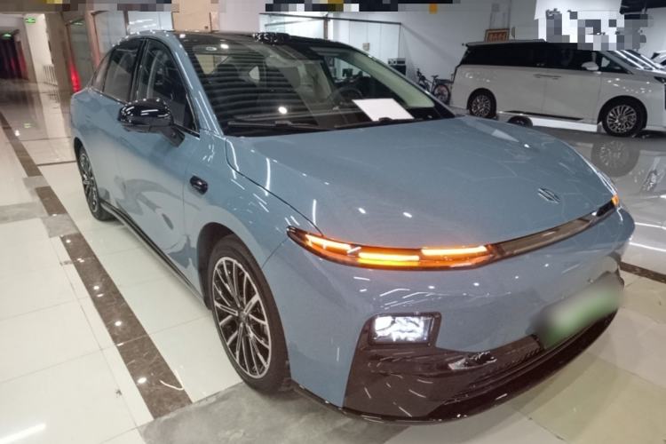 Used Leapmotor B01 2025 550 LiDAR Edition Front Right 45 Deg