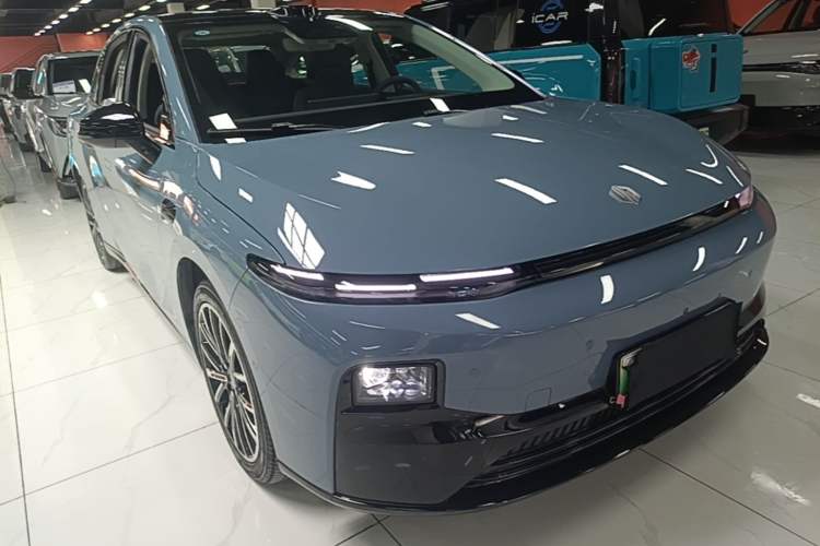 Used Leapmotor B01 2025 550 LiDAR Edition Front Right 45 Deg