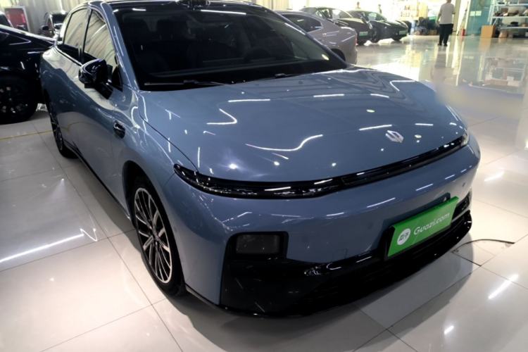 Used Leapmotor B01 2025 550 LiDAR Edition Front Right 45 Deg