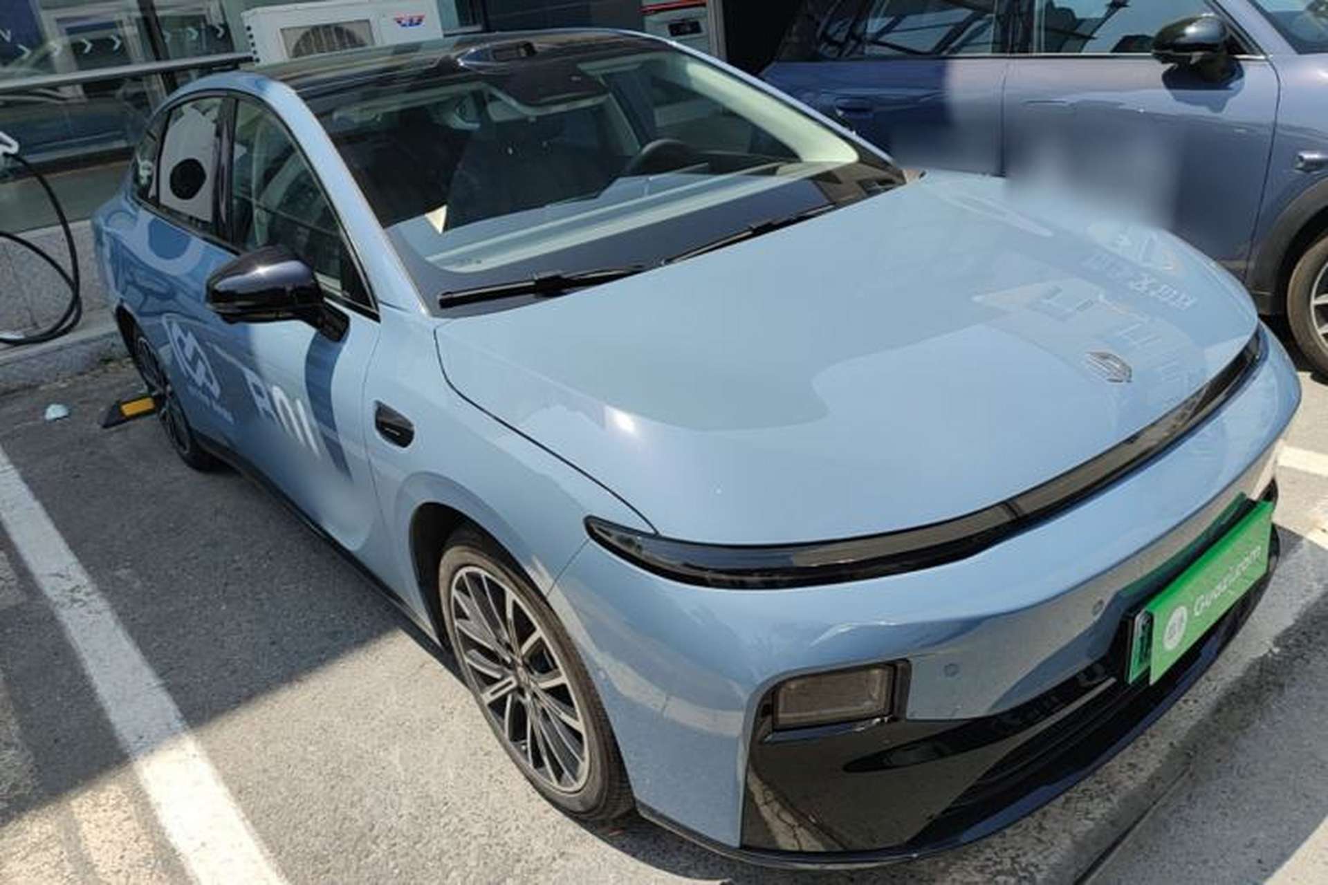 Used Leapmotor B01 2025 550 LiDAR Edition Front Right 45 Deg