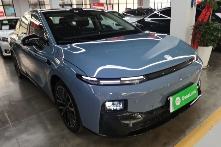 Used Leapmotor B01 2025 550 LiDAR Edition Front Right 45 Deg
